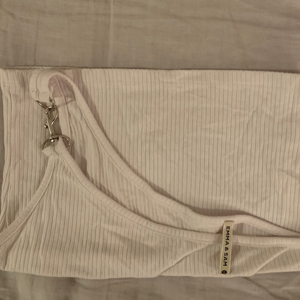 LF EMMA & SAM CROPPED TOP
